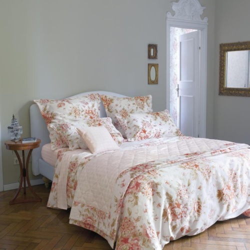 Покрывало Laura Ashley RIVENHAM SHELL (v.1-17505) розовое 150х200 Артикул: 85518 Silk-Dreams